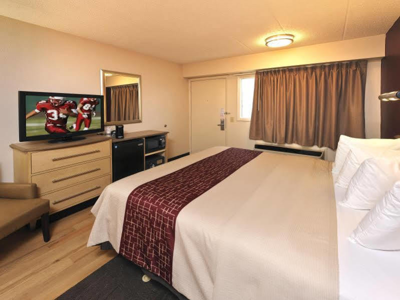 Red Roof Inn Richmond South Buitenkant foto